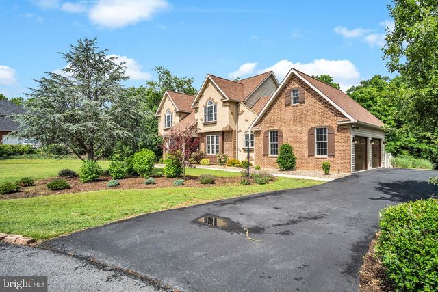 4002 GLENFINNAN PL, Mechanicsburg, PA 17055