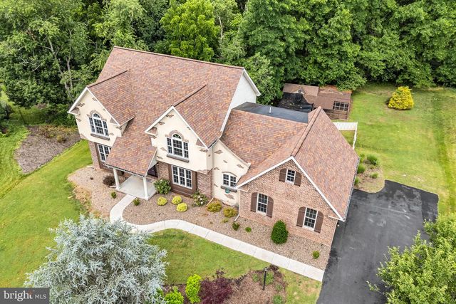 4002 GLENFINNAN PL, Mechanicsburg, PA 17055