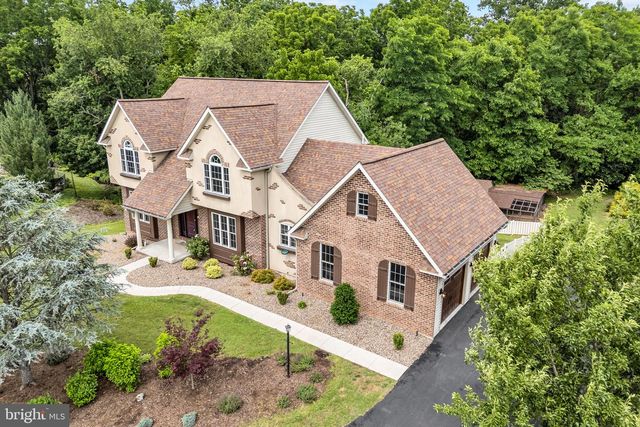 4002 GLENFINNAN PL, Mechanicsburg, PA 17055