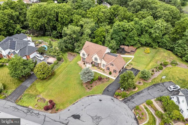 4002 GLENFINNAN PL, Mechanicsburg, PA 17055