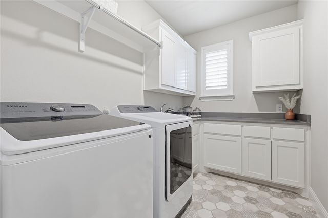 1209 10th Street, Argyle, TX 76226