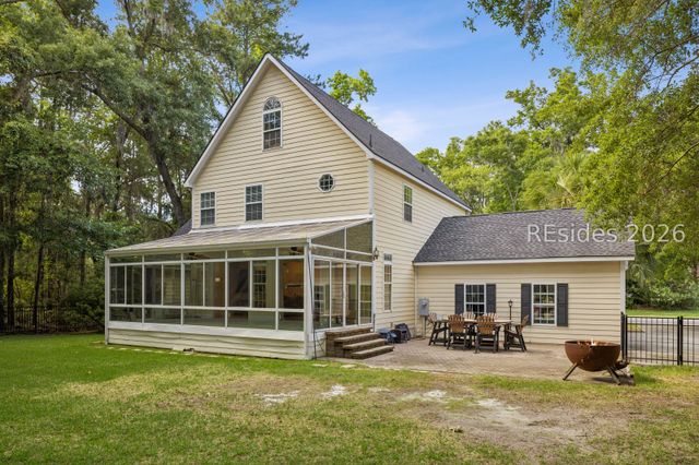 28 Meridian Point Dr, Bluffton, SC 29910