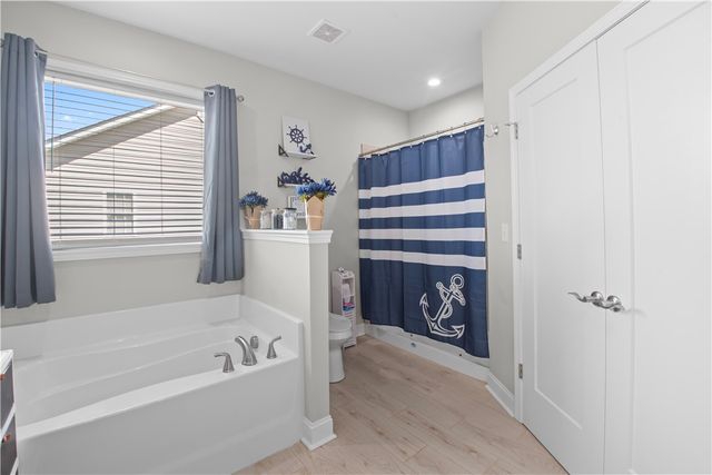 704 Rockcliff Street, Greenville, SC 29617