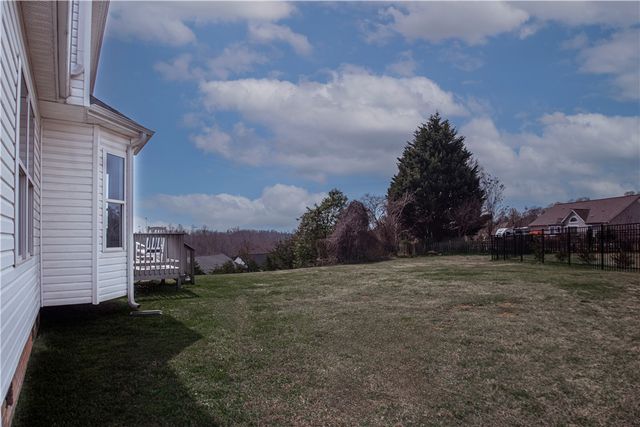 704 Rockcliff Street, Greenville, SC 29617