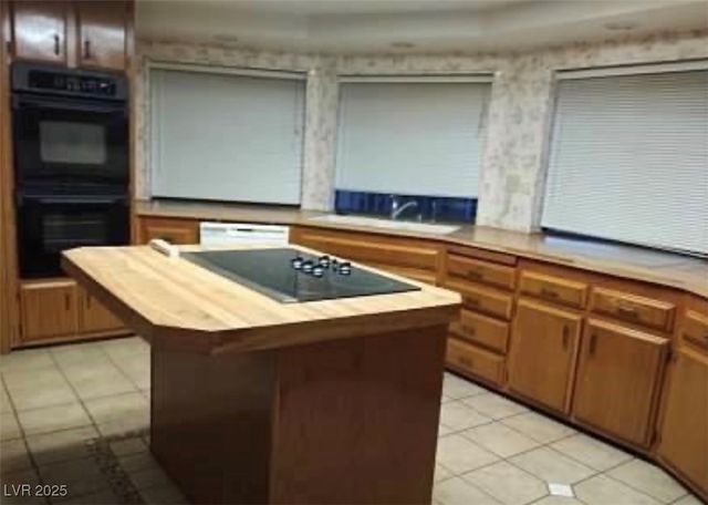 591 Lake Superior Lane, Boulder City, NV 89005