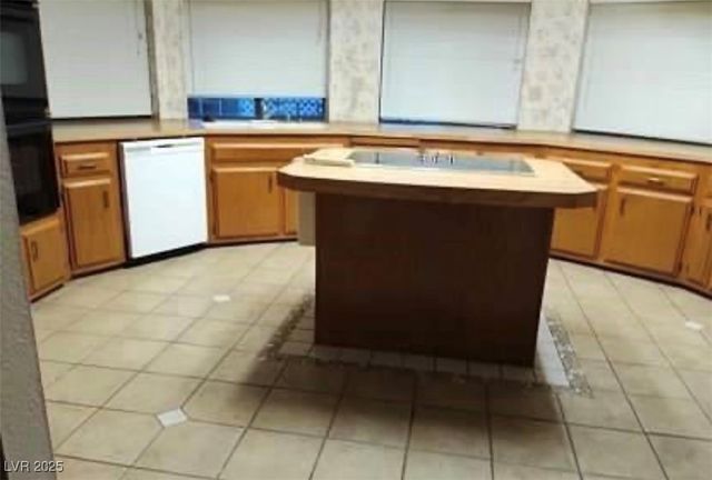 591 Lake Superior Lane, Boulder City, NV 89005