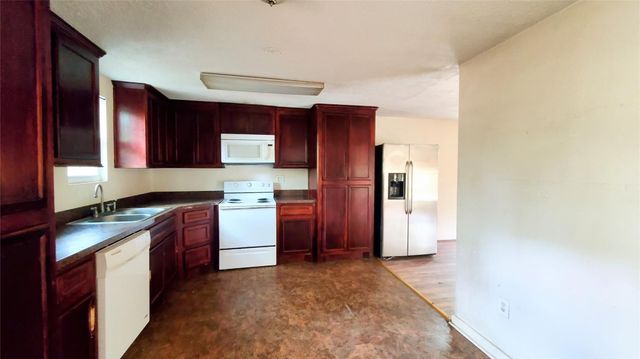 6636 Bonanza Drive, Montgomery, TX 77316