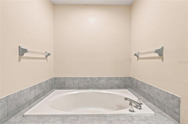 2942 LONGBROOKE WAY, Clearwater, FL 33760