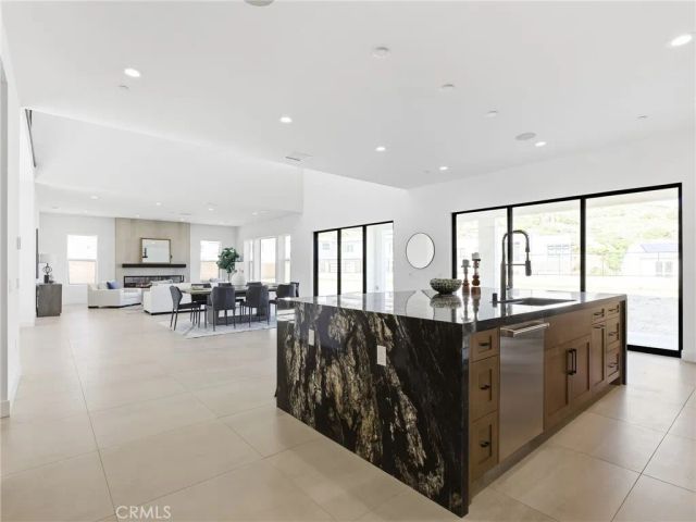 22849 W Seaqua Circle, Chatsworth, CA 91311