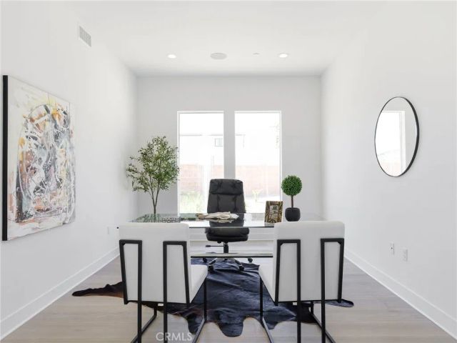 22849 W Seaqua Circle, Chatsworth, CA 91311