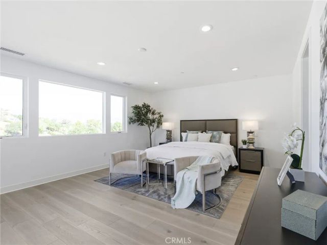 22849 W Seaqua Circle, Chatsworth, CA 91311