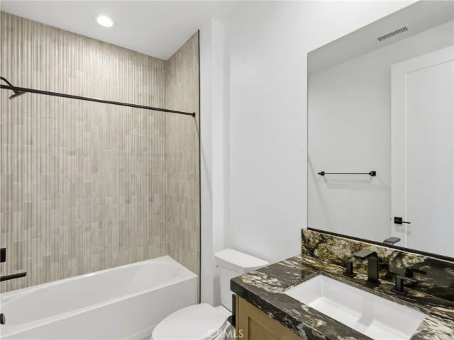 22849 W Seaqua Circle, Chatsworth, CA 91311