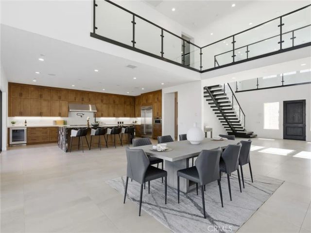 22849 W Seaqua Circle, Chatsworth, CA 91311