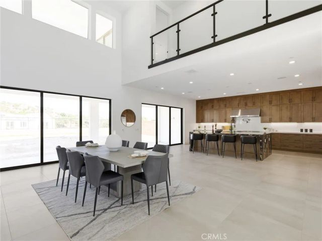 22849 W Seaqua Circle, Chatsworth, CA 91311