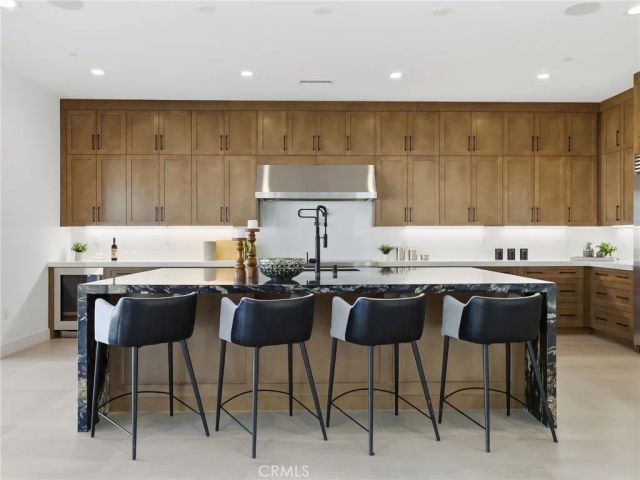 22849 W Seaqua Circle, Chatsworth, CA 91311