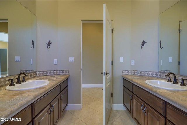 6789 E Saber Road, Cave Creek, AZ 85331