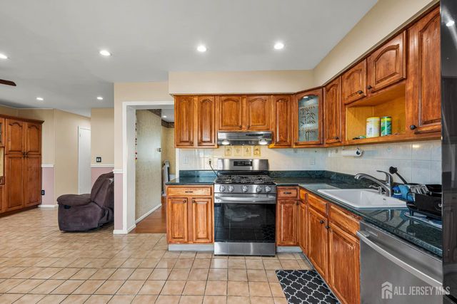 1 Quincy Circle, South Brunswick, NJ 08810