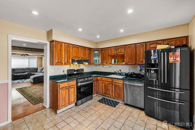 1 Quincy Circle, South Brunswick, NJ 08810