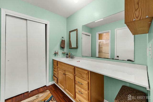 1 Quincy Circle, South Brunswick, NJ 08810