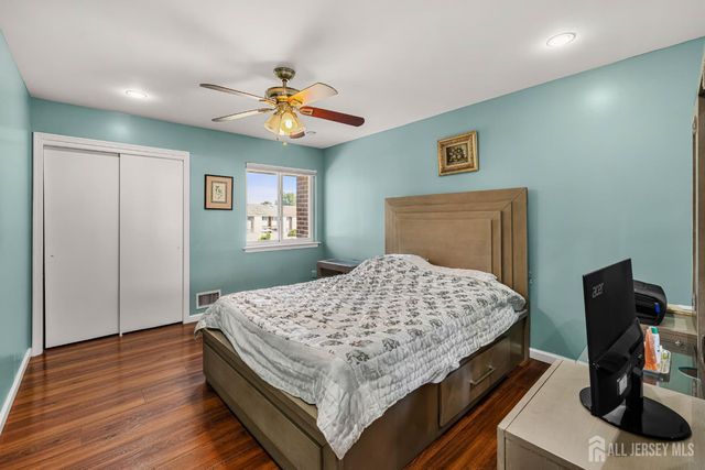 1 Quincy Circle, South Brunswick, NJ 08810