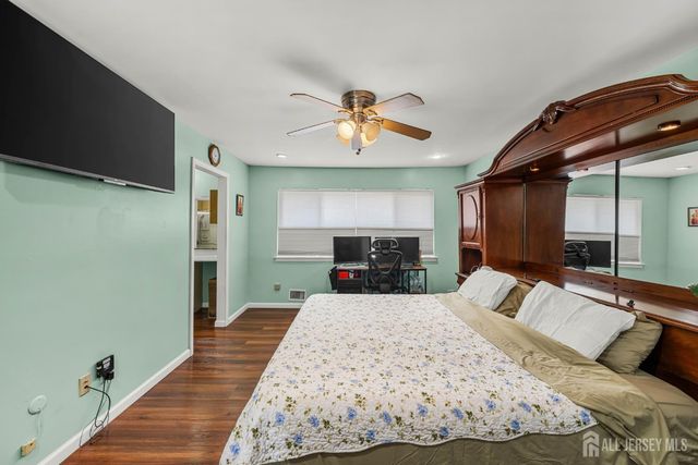 1 Quincy Circle, South Brunswick, NJ 08810