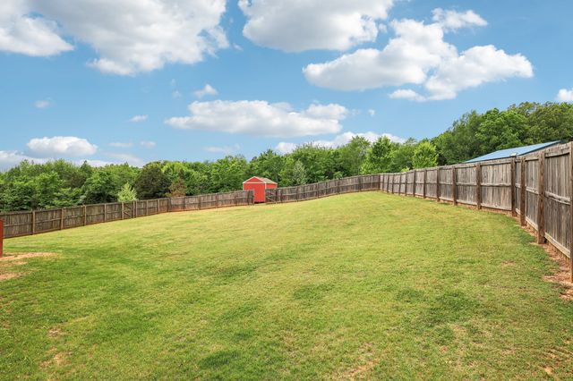 1792 Antler Rd, Woodlawn, TN 37191