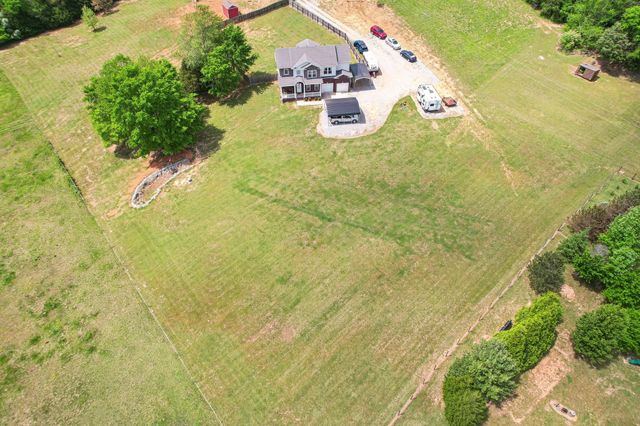 1792 Antler Rd, Woodlawn, TN 37191