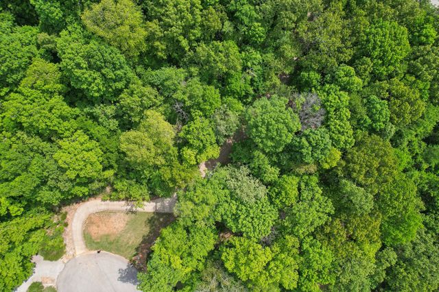 1792 Antler Rd, Woodlawn, TN 37191