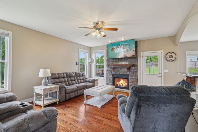 1792 Antler Rd, Woodlawn, TN 37191