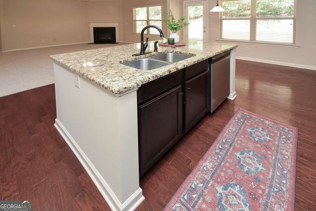 140 Cornerstone Circle, Woodstock, GA 30188