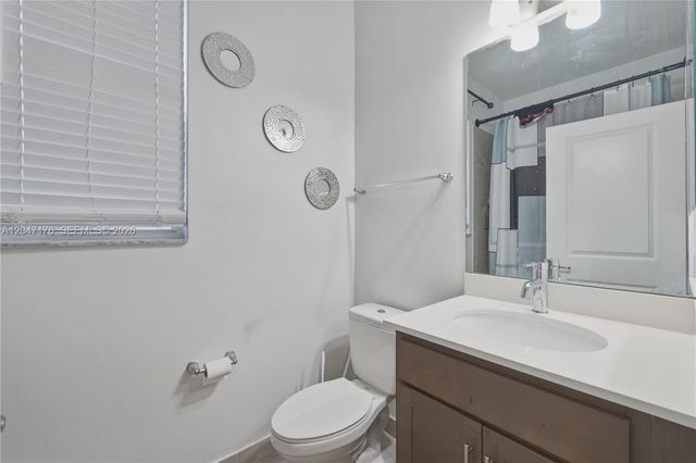 4812 NW 48th Ter, Tamarac, FL 33319
