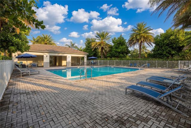 4812 NW 48th Ter, Tamarac, FL 33319