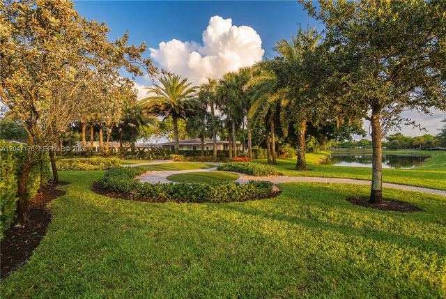 4812 NW 48th Ter, Tamarac, FL 33319