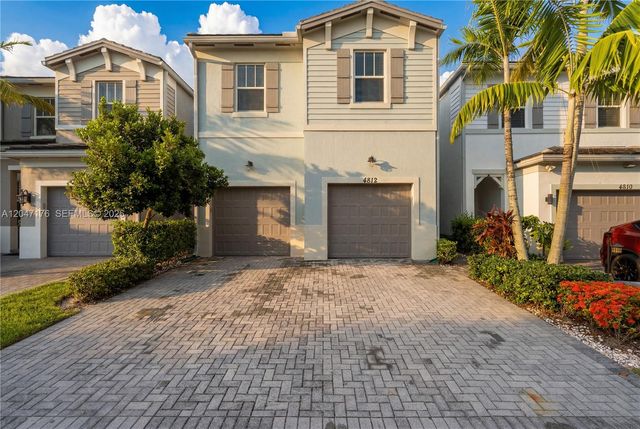 4812 NW 48th Ter, Tamarac, FL 33319