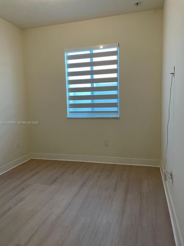 10317 NW 66th St 10317, Doral, FL 33178
