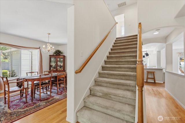 16511 38th Street E, Lake Tapps, WA 98391
