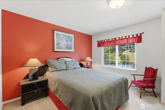 16511 38th Street E, Lake Tapps, WA 98391