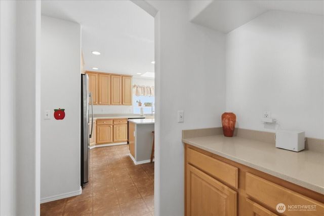 16511 38th Street E, Lake Tapps, WA 98391