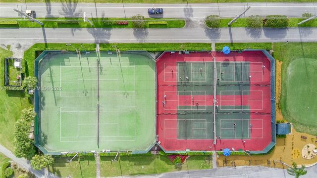9820 S Hollybrook Lake Drive 106, Pembroke Pines, FL 33025