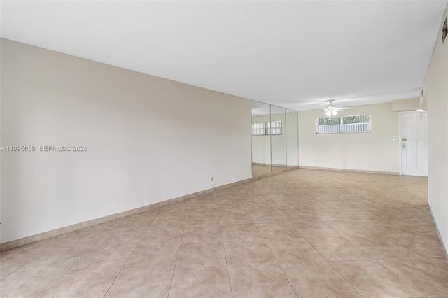 9820 S Hollybrook Lake Drive 106, Pembroke Pines, FL 33025