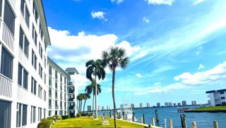 100 PARADISE HARBOUR Boulevard 212, North Palm Beach, FL 33408