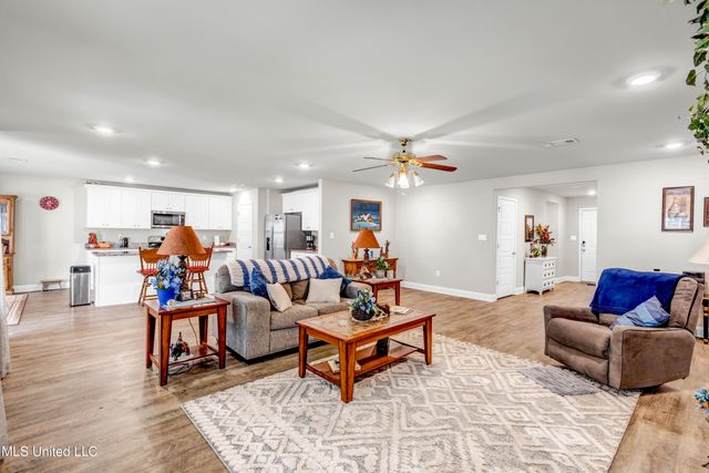 10440 Willow Leaf Drive, Gulfport, MS 39503