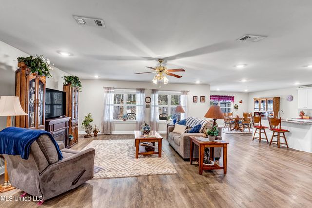 10440 Willow Leaf Drive, Gulfport, MS 39503