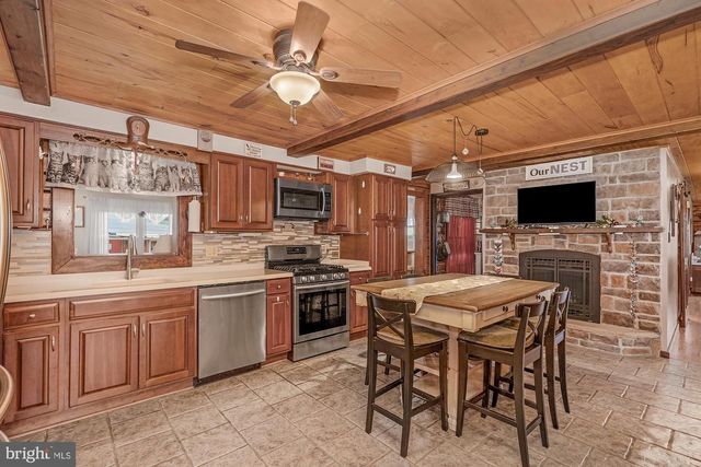 1720 E DEEP RUN RD, Manchester, MD 21102