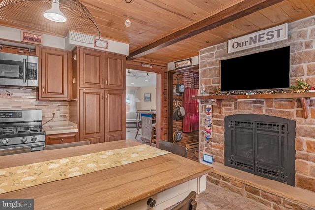 1720 E DEEP RUN RD, Manchester, MD 21102