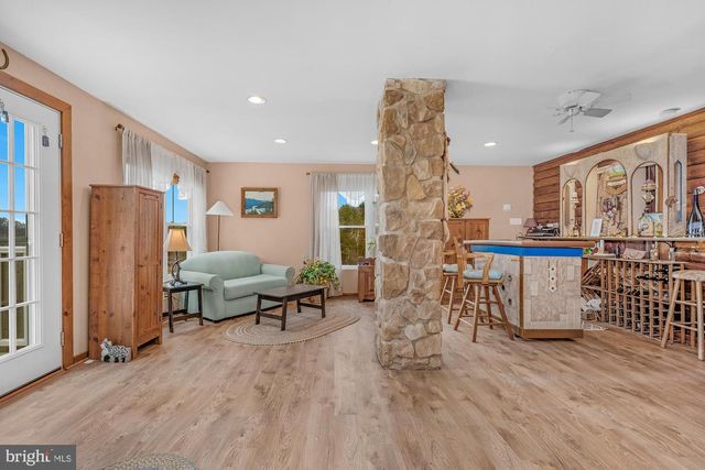 1720 E DEEP RUN RD, Manchester, MD 21102