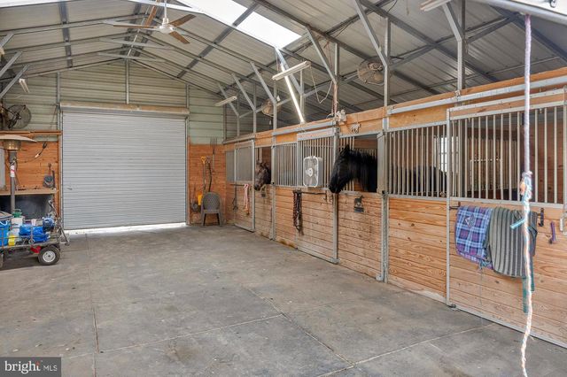 1720 E DEEP RUN RD, Manchester, MD 21102