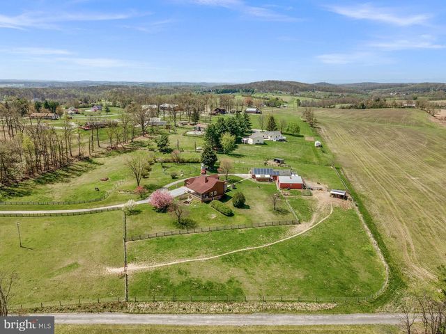 1720 E DEEP RUN RD, Manchester, MD 21102