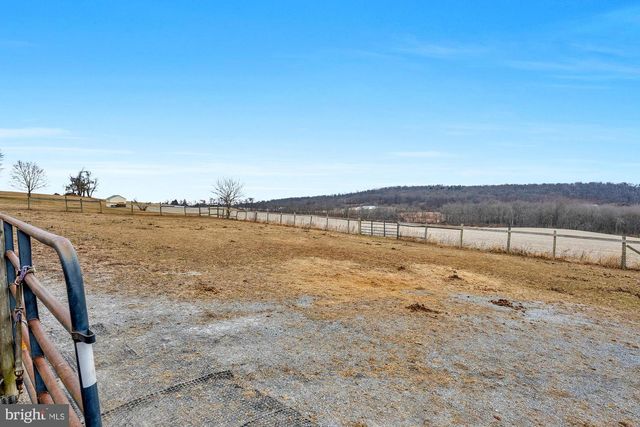 1720 E DEEP RUN RD, Manchester, MD 21102