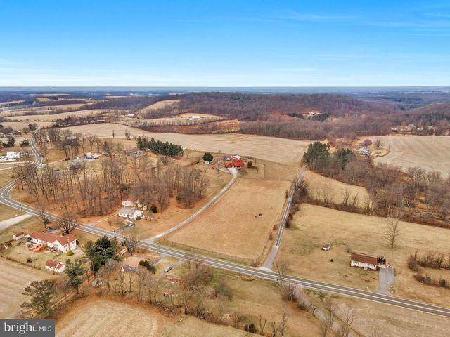 1720 E DEEP RUN RD, Manchester, MD 21102